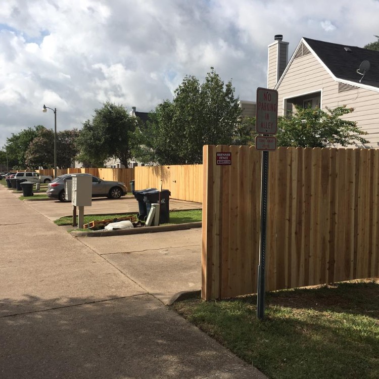 Fencing services in Bentonville, AR