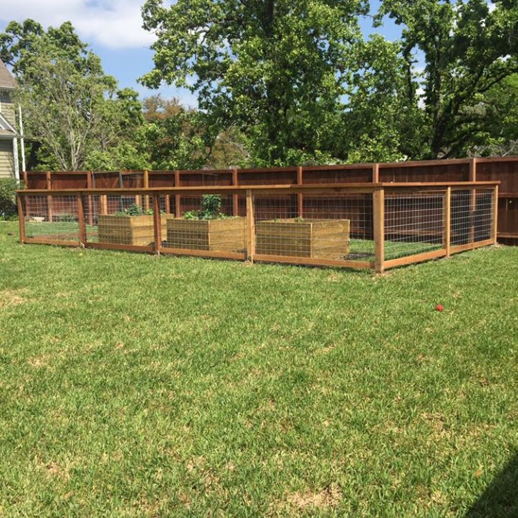 Fencing services in Bentonville, AR