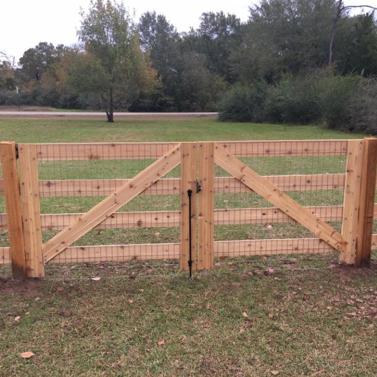Fencing services in Bentonville, AR Fencing services in Bentonville, AR