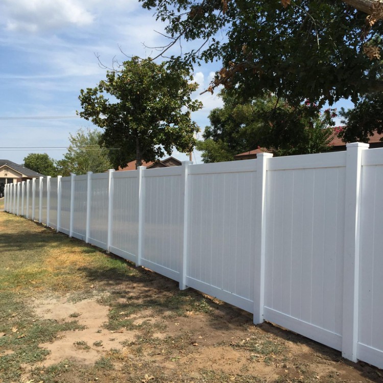 Fencing services in Bentonville, AR